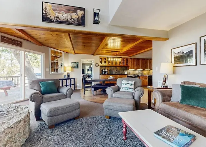 Bass Lake Lodge